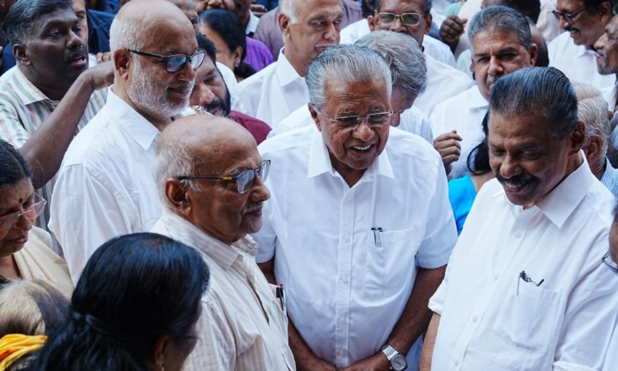 ‘സിപിഐഎം കേരളത്തിലെ ഏറ്റവും കരുത്തുള്ള രാഷ്ട്രീയ പാർട്ടി’; എകെജി സെന്‍റർ ഉദ്ഘാടനം നിർവഹിച്ച് മുഖ്യമന്ത്രി പിണറായി വിജയൻ