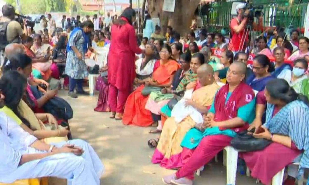 ആശാവർക്കേഴ്സ് നിരാഹാര സമരം അവസാനിപ്പിച്ചു; ഇനി രാപകൽ സമരത്തിലേക്ക്