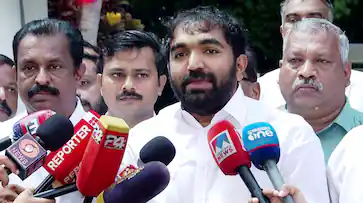 \’ഉമ്മൻചാണ്ടിയുടെ ഓർമ്മകളെ പോലും സർക്കാർ ഭയക്കുന്നു, സിപിഎം പച്ചക്കള്ളം പ്രചരിപ്പിക്കുന്നു: ചാണ്ടി ഉമ്മൻ