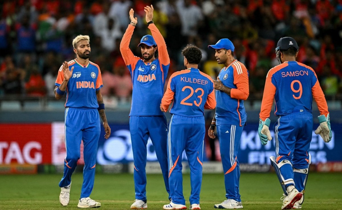 ഏഷ്യാ കപ്പ് ഫൈനലിൽ ഇന്ത്യ: അഭിഷേക് ശർമ്മയുടെ വെടിക്കെട്ടും സ്പിന്നർമാരുടെ മാന്ത്രികതയും; ബംഗ്ലാദേശിനെ തകർത്തു