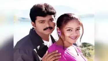 24 വർഷങ്ങൾക്കിപ്പുറം ‘ഖുഷി’ തിയേറ്ററുകളിൽ! തലപതി വിജയ് ആരാധക ശക്തിയിൽ ആഘോഷത്തിമിർപ്പ്; തിയേറ്ററുകൾ ‘ഫാൻ കോട്ടകളായി’